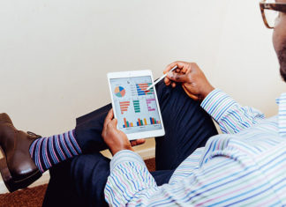 Jak platforma zakupowa może usprawnić działanie firm?