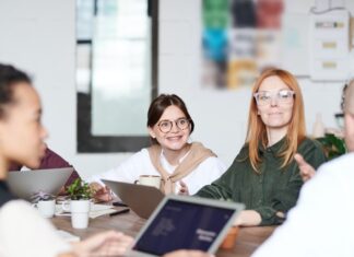 jak napisać cv do pracy