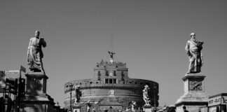 Co jest lepsze Allegro czy OLX?