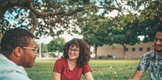 Jakie są grupy na Facebooku?